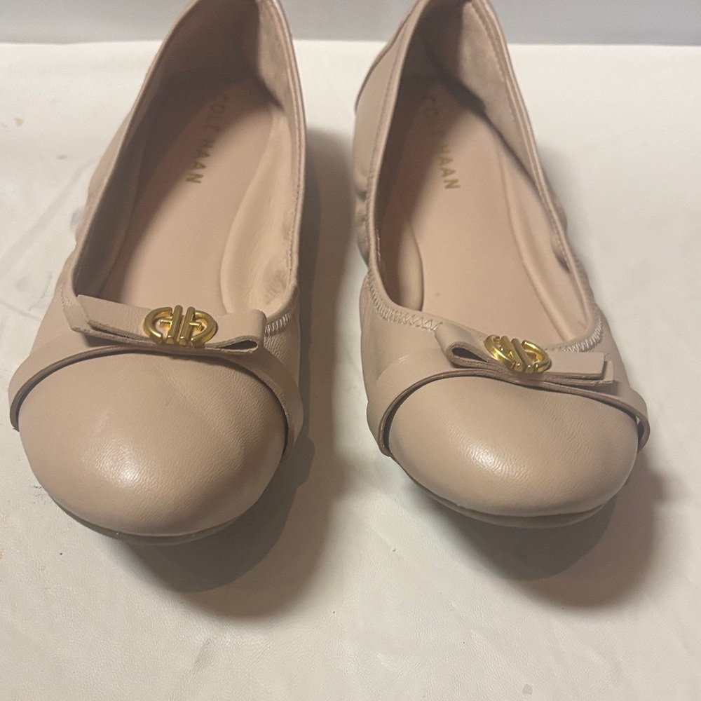Cole Haan Women's Tan Loafers with Gold Detail - Picture 7 of 7